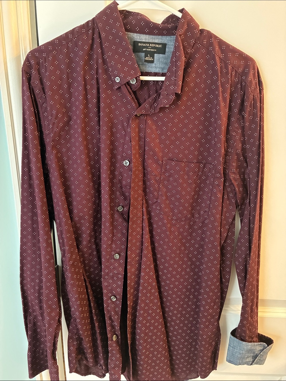 Banana Republic Men's Burgundy Printed Long-Sleeve Button-Down Shirt